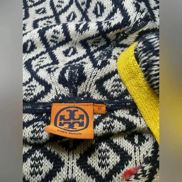 Tory Burch Runway Hooded Sweater XS 100% Linen Fringe Floral Rosette Boho Knit - Picture 6 of 6